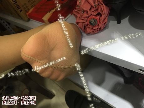 原味丝袜|袜类,臭连裤袜,爱丽丝（本土的BYD）——2016年7月中旬顾客订购化妆39妹妹工作丝袜（化妆39妹妹-肉丝），此活动免费拍摄打包图