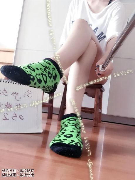 原味丝袜|袜类,臭棉袜,绿色黑豹纹短棉袜