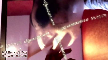 原味丝袜|袜类,臭短丝袜,致命臭(此活动MM随机，不能指定)——2012-11-15日肉丝顾客要求拍摄足底写真【版】，不可选择MM，免费附带无水印高清收购足底实拍图。