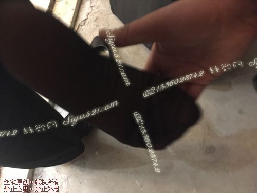 原味丝袜|袜类,臭短丝袜,致命臭(此活动MM随机，不能指定)——2016年10月中旬【赠送】顾客致命臭活动MM（高跟黑丝）现收足底实拍，不可选择MM，免费附带无水印高清收购足底实拍图。