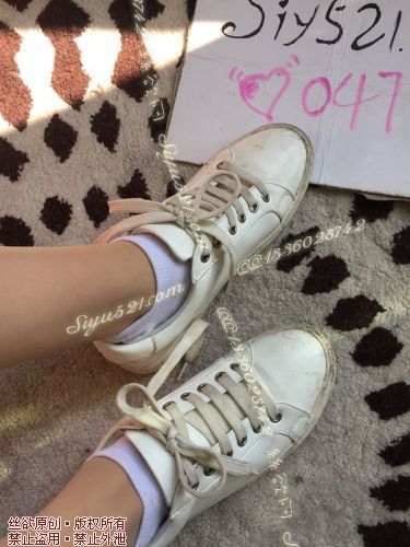 原味女鞋|鞋类,运动鞋,运动鞋~穿着打羽毛球的~