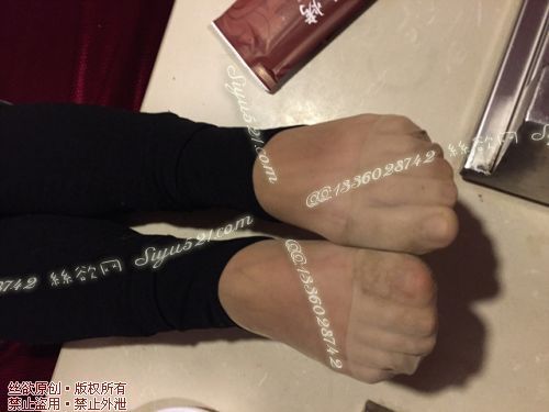 原味丝袜|袜类,臭短丝袜,致命臭(此活动MM随机，不能指定)——2016年11月初旬顾客订购致命臭活动MM（肉丝）现收足底实拍，不可选择MM，免费附带无水印高清收购足底实拍图。