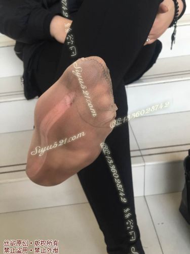 原味丝袜|袜类,臭短丝袜,致命臭(此活动MM随机，不能指定)——2016年11月初旬顾客订购致命臭活动MM（肉丝）现收足底实拍，不可选择MM，免费附带无水印高清收购足底实拍图。