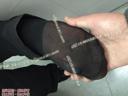 原味丝袜|袜类,臭连裤袜,致命臭(此活动MM随机，不能指定)——2016年11月初旬顾客订购致命臭活动MM（黑丝连裤）现收足底实拍，不可选择MM，免费附带无水印高清收购足底实拍图。