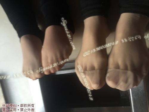 原味丝袜|袜类,臭短丝袜,群丝荟萃(此活动可指定MM，但袜类随机)——2016-11月中旬顾客订购(烤肉店08、09妹妹)收购现脱实拍打包图，此活动免费拍摄打包图