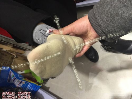 原味丝袜|袜类,臭棉袜,致命臭(此活动MM随机，不能指定)——2016年11月中旬顾客订购致命臭活动MM（棉袜）现收足底实拍，不可选择MM，免费附带无水印高清收购足底实拍图。