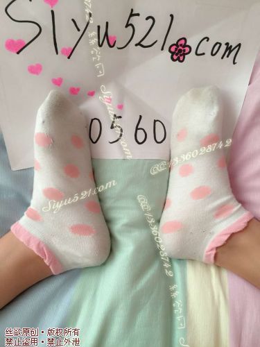 原味丝袜|袜类,臭棉袜,臭臭~白色圆点棉袜