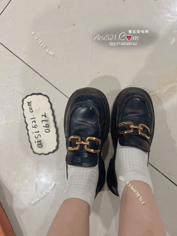 小皮鞋，穿jk常穿的鞋子，穿了很久很久，味道很好原味女鞋|鞋类休闲平底