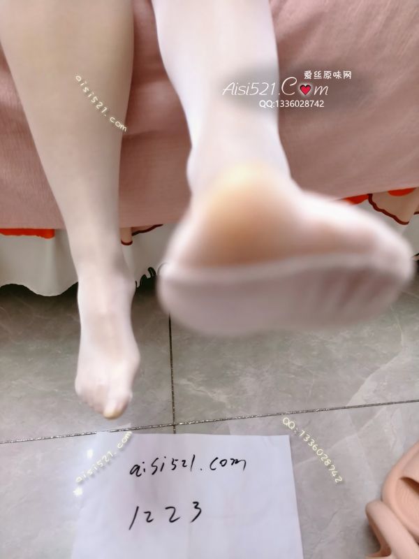 臭臭的油光白丝原味丝袜|袜类臭长筒丝袜