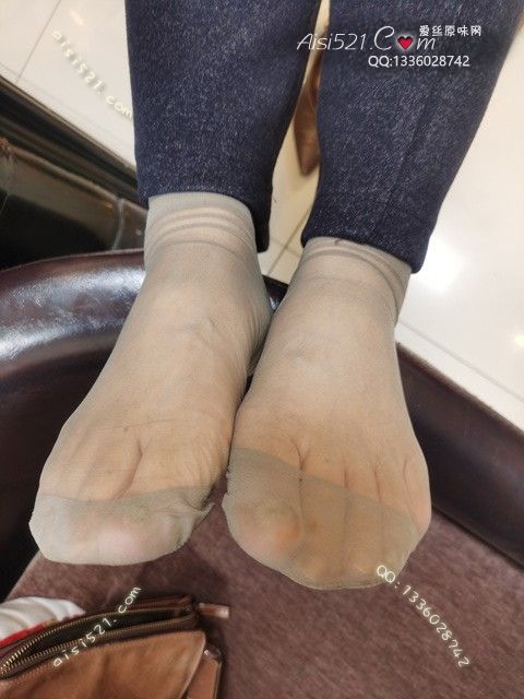 爱丽丝(此活动可指定MM，但袜类随机)——2026年02月份顾客预订导购06灰丝原味丝袜|袜类臭短丝袜