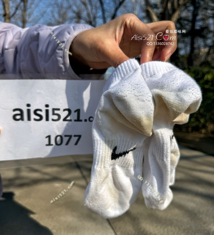 <酸臭臭>耐克极致臭白棉袜、无限回荡的味道儿……潜在空中回旋！～原味丝袜|袜类臭短丝袜