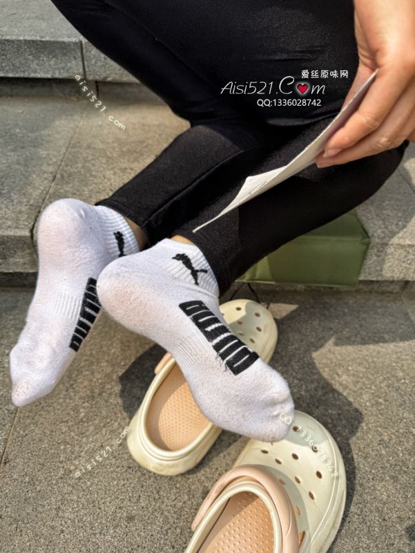 【致命臭】‘彪马白棉袜’闻一下立马上头！又加强了味道～多穿了一周味道太大了不行了,原味丝袜|袜类臭短丝袜