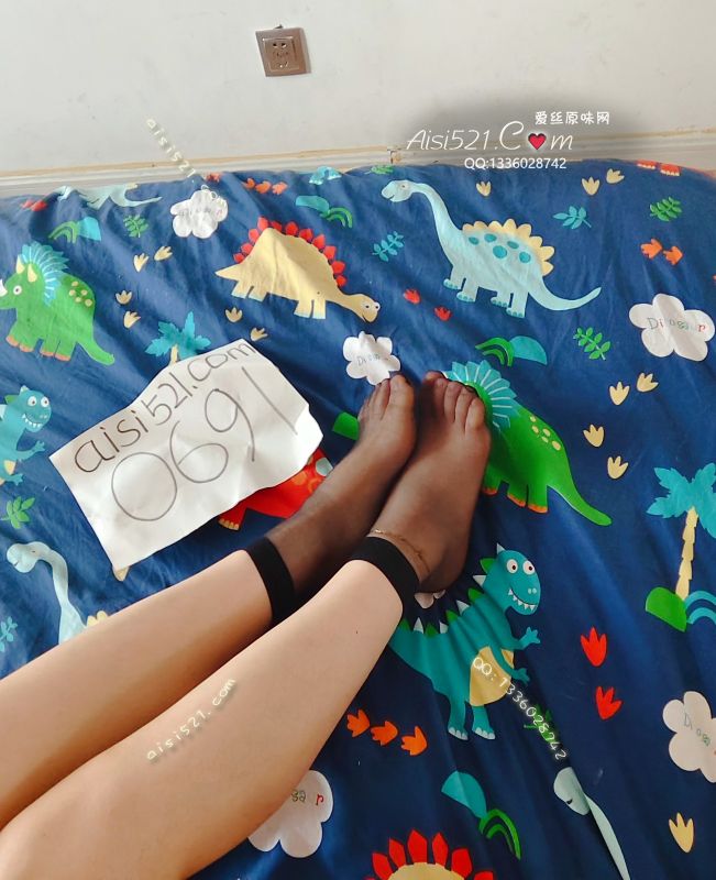 臭臭的黑色臭丝袜原味丝袜|袜类臭短丝袜