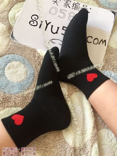 原味丝袜|袜类,臭棉袜,萌萌黑色红心 棉袜~
