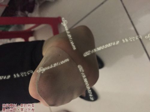 原味丝袜|袜类,臭短丝袜,致命臭(此活动MM随机，不能指定)——2017年1月中旬顾客订购致命臭活动MM（肉丝）现收足底实拍，不可选择MM，免费附带无水印高清收购足底实拍图。