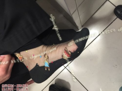 原味丝袜|袜类,臭短丝袜,致命臭(此活动MM随机，不能指定)——2017年2月中旬【赠送】顾客致命臭活动MM（卡通丝袜）现收足底实拍，不可选择MM，免费附带无水印高清收购足底实拍图。