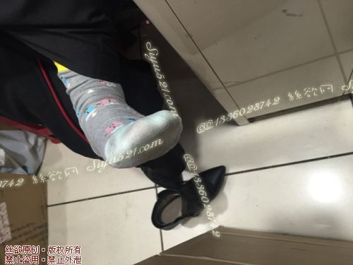 原味丝袜|袜类,臭棉袜,致命臭(此活动MM随机，不能指定)——2017年2月中旬顾客订购致命臭活动MM（棉袜）现收足底实拍，不可选择MM，免费附带无水印高清收购足底实拍图。