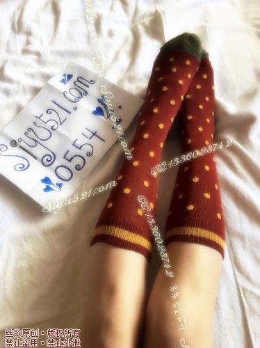 原味丝袜|袜类,臭棉袜,红色 长筒棉袜 堆袜 情人节圣诞节气氛的可爱棉袜 蜜汁诱惑 香臭可口