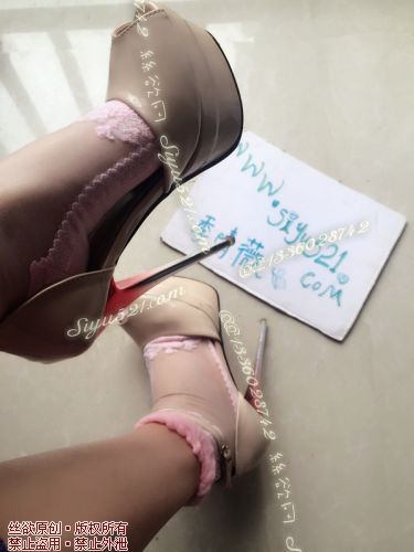 原味女鞋|鞋类,时装鞋,买了三年的鱼嘴超高跟跟着本主去过很多地方，它的第一次会给谁呢？闲置站上的怒们
