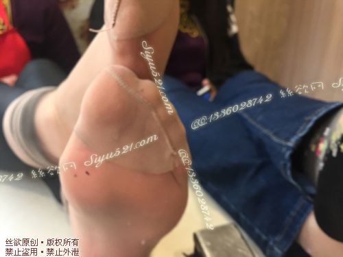 原味丝袜|袜类,臭短丝袜,群丝荟萃(此活动可指定MM，但袜类随机)——2017-4月中旬顾客订购(烤肉店妹妹07,08)收购现脱实拍打包图，此活动免费拍摄打包图