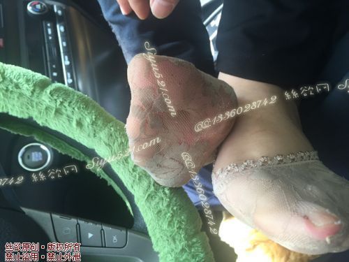 原味丝袜|袜类,臭船袜,致命臭(此活动MM随机，不能指定)——2017年4月初、中旬顾客订购致命臭活动MM（船袜）现收足底实拍，不可选择MM，免费附带无水印高清收购足底实拍图。