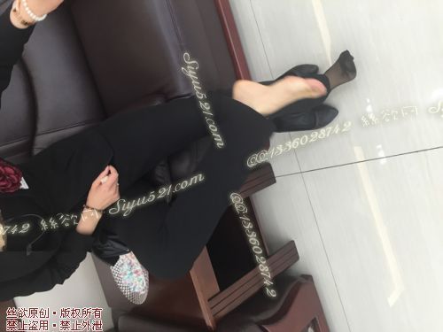 原味丝袜|袜类,臭短丝袜,致命臭(此活动MM随机，不能指定)——2017年4月初、中旬顾客订购致命臭活动MM（黑丝）现收足底实拍，不可选择MM，免费附带无水印高清收购足底实拍图。