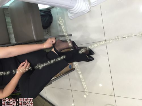 原味丝袜|袜类,臭短丝袜,致命臭(此活动MM随机，不能指定)——2017年5月初旬【赠送】顾客致命臭活动MM（黑丝）现收足底实拍，不可选择MM，免费附带无水印高清收购足底实拍图。