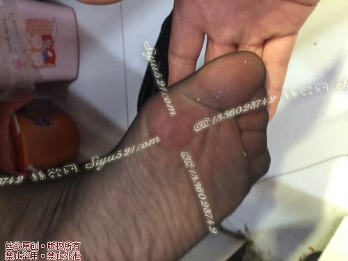 原味丝袜|袜类,臭连裤袜,爱丽丝（本土的BYD）——2017年6月初旬顾客订购化妆品47店长工作丝袜（化妆品47店长-黑丝连裤），此活动免费拍摄打包图