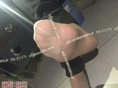 原味丝袜|袜类,臭短丝袜,致命臭(此活动MM随机，不能指定)——2017年6月初旬顾客订购致命臭活动MM（肉丝）现收足底实拍，不可选择MM，免费附带无水印高清收购足底实拍图。