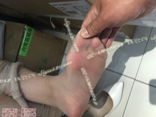 原味丝袜|袜类,臭连裤袜,爱丽丝（本土的BYD）——2017年6月中、下旬顾客订购化妆47妹妹工作丝袜（特选-化妆47妹妹-肉丝连裤），此活动免费拍摄打包图