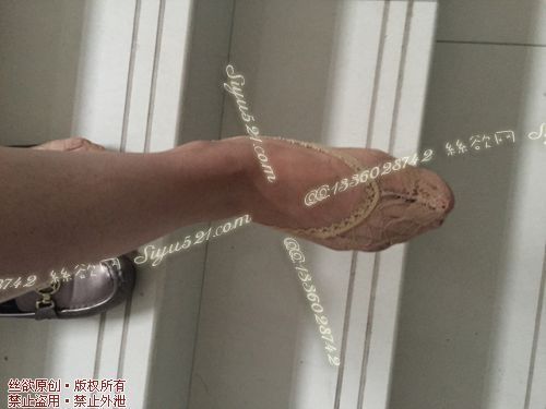 原味丝袜|袜类,臭船袜,致命臭(此活动MM随机，不能指定)——2017年6月中、下旬顾客订购致命臭活动MM（船袜）现收足底实拍，不可选择MM，免费附带无水印高清收购足底实拍图。