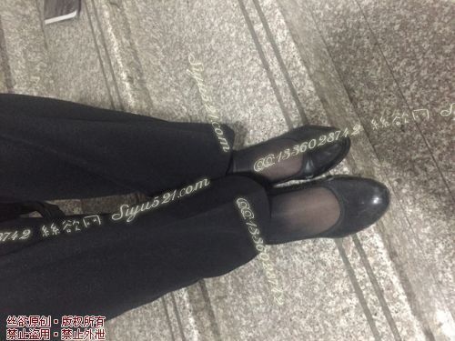 原味丝袜|袜类,臭短丝袜,致命臭(此活动MM随机，不能指定)——2017年7月初旬顾客订购致命臭活动MM（珠宝妹妹脚汗垢明显的黑丝）现收足底实拍，不可选择MM，免费附带无水印高清收购足底实拍图。