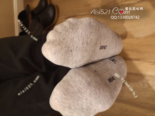 原味丝袜|袜类,臭短丝袜,爱丽丝(此活动可指定MM，但袜类随机)——2019年1月初旬顾客订购（奢店店长-酸臭黑丝），此活动免费拍摄打包图