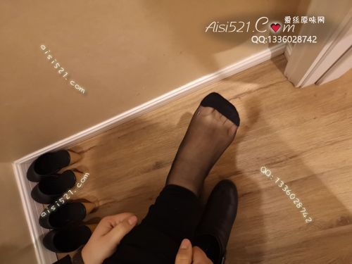 原味丝袜|袜类,臭短丝袜,致命臭(此活动MM随机，不能指定)——2019年1月初旬顾客订购（导购美女-卡通丝）现收足底实拍