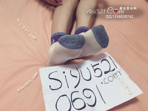 原味丝袜|袜类,臭棉袜,运动过后的臭棉袜，穿了好几天了，拍下即可发货。