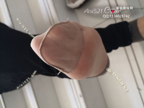 原味丝袜|袜类,臭短丝袜,致命臭(此活动MM随机，不能指定)——2019年1月下旬顾客订购（珠宝02美女-咖啡丝）现收足底实拍