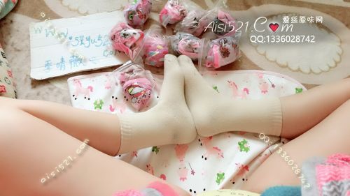 原味丝袜|袜类,现货5条以上臭袜打包,少女闲置脚皮，每月来一次毛血旺，棉袜吸收汗液、体味儿和新陈代谢产生的皮屑【重口味卡通棉袜打包，包重口，包吻可起立致敬】