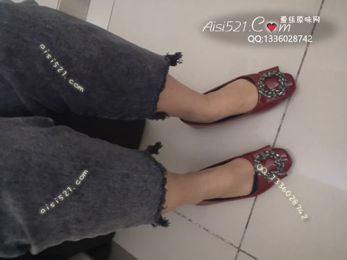 原味丝袜|袜类,臭船袜,致命臭(此活动MM随机，不能指定)——2019年4月份顾客订购（新导购妹妹-脚汗臭味黑色船袜）现收足底实拍