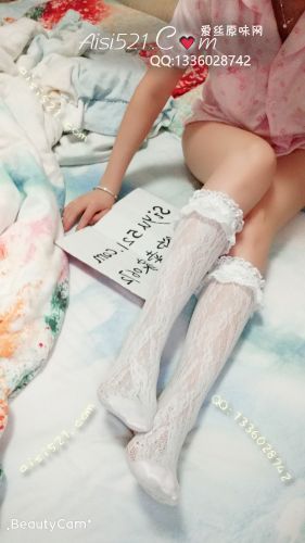 原味丝袜|袜类,臭长筒丝袜,去漫展穿了一整天的蕾丝袜已经被汗水浸湿了