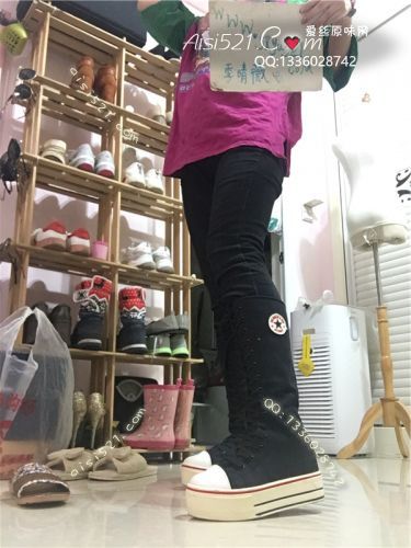原味女鞋|鞋类,运动鞋,爱慕自述：我喜欢女生的闲置棉袜和帆布鞋有很长的时间了,每次看到街上穿帆布鞋的女生,就会觉得激动【本页面出售的是本主中筒及膝增高松糕黑色帆布鞋】