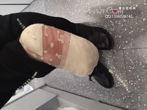 原味丝袜|袜类,臭短丝袜,致命臭(此活动MM随机，不能指定)——2019年4月下旬顾客订购（导购熟女-酸臭卡通丝）现收足底实拍