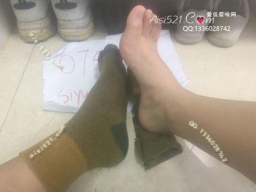 冬季厚款棉袜吸汗力超强碰触一下手上带味久久不散原味丝袜|袜类臭棉袜