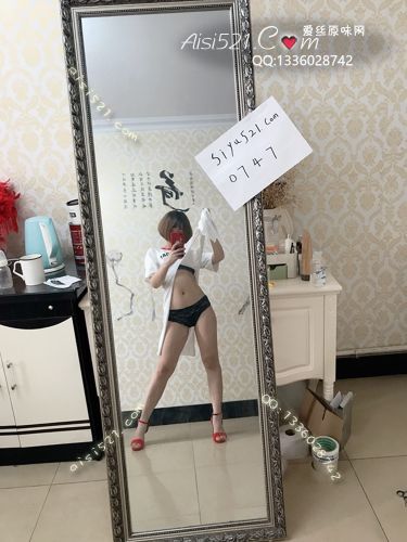 穿两年多的开叉性感sao睡裙原味套装类其他套装