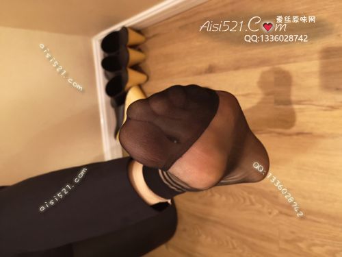 原味丝袜|袜类,臭短丝袜,爱丽丝(此活动可指定MM，但袜类随机)——2019年6月中、下旬顾客订购（导购14美女-黑丝袜），此活动免费拍摄打包图