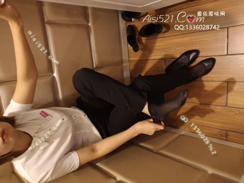 原味丝袜|袜类,臭短丝袜,致命臭(此活动MM随机，不能指定)——2019年6月中、下旬顾客订购（导购30美女-黑丝）现收足底实拍