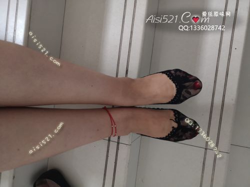 原味丝袜|袜类,臭船袜,致命臭(此活动MM随机，不能指定)——2019年7月份顾客订购（珠宝02美女-船袜）现收足底实拍