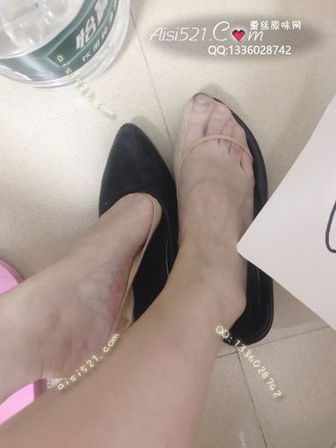 原味丝袜|袜类,臭船袜,白领穿了三天的臭隐形船袜脚趾丝袜透出玉足纤纤