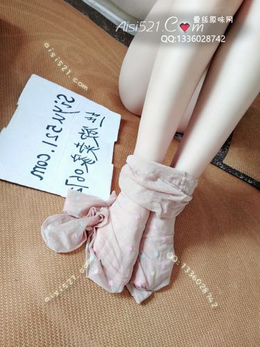 原味丝袜|袜类,臭长筒丝袜,出去游玩穿着它，味道酸溜溜的 这个味道很纯