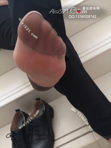 原味丝袜|袜类,臭短丝袜,致命臭(此活动MM随机，不能指定)——2019年10月份顾客订购（珠宝02咖啡丝）现收足底实拍
