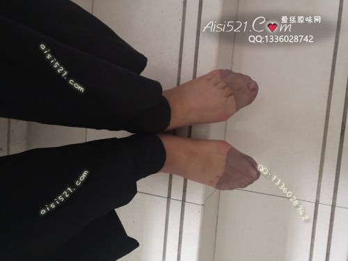 原味丝袜|袜类,臭短丝袜,致命臭(此活动MM随机，不能指定)——2019年10月份顾客订购（珠宝02咖啡丝）现收足底实拍